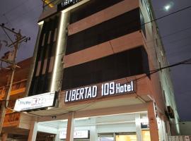 Libertad 109 Hotel con Generador Eléctrico, hotel en La Libertad