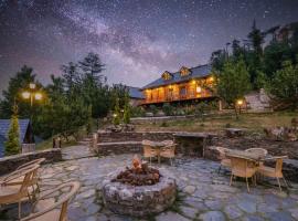 WoodVista Cottages, chalé alpino em Shimla