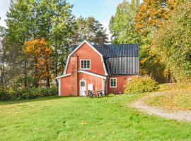 Pet Friendly Home In Årjäng With Kitchen, hotel i Årjäng