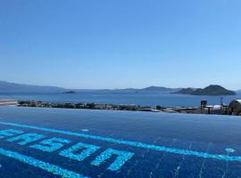 Bodrum eaSon Villa & House 350m2 Full Sea View with Private Infinity Pool, hotelli Bodrumissa