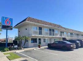 Motel 6 Ontario Airport