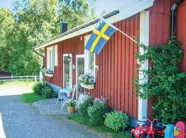 2 Bedroom Amazing Home In Vimmerby, hotel en Vimmerby