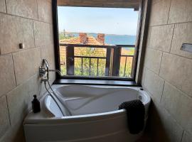 Arthotel Oscar I Sozopol، فندق في سوزوبول