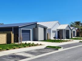 Brand New & Cosy in Kapiti - New 3-Bedrooms 4-Beds in Paraparaumu, ξενοδοχείο σε Paraparaumu