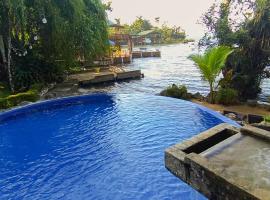 Casa Caribe Hotel, hotel a Rio Dulce