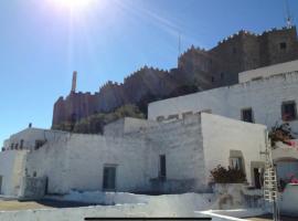 Patmos Chora with a View, hotel di Patmos