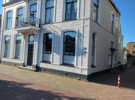 Logement The Black Tie, appartement in Assen