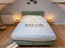 Vakantiewoning Mèzik โรงแรมในมาสแมเคอเลิน