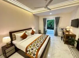 Gulmohar Residency, Hauz Khas New Delhi, Couple Friendly