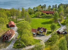 Marsbäckens lägergård: Västervik şehrinde bir otel