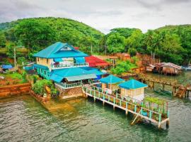 Bella Louise House, hotel u gradu 'Busuanga'