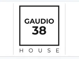 Gaudio 38 House