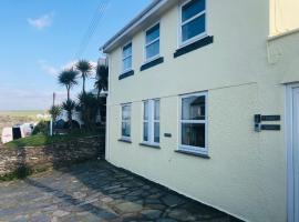 포트 아이작에 위치한 호텔 Bay House Lundy Port Isaac Apartment with Sea Views