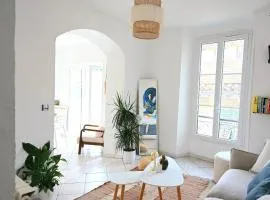 The Seaside Serenity - Calm & Charming Bay View Flat - Heart of Villefranche