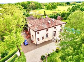 Manoir de la Gravette, hotel a Montauban