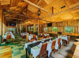 Under The Shade Safari Lodge, hotell i Arusha