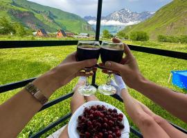 Hotel Garbani, hotell i Kazbegi