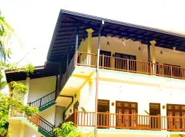 Hiru Resort Inn