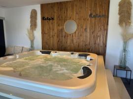 Maison spacieuse spa & jardin, hotel en Brest