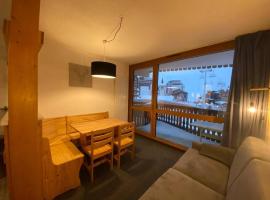 Lac du Lou Manor by Alpstays, hotel v Val Thorensu