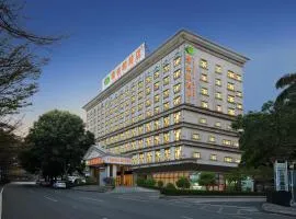 Vienna Hotel Shenzhen Longhua Renmin South Road