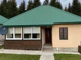 Zabljak Family Residence