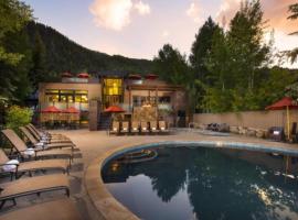 1 Bedroom Mountain Residence In The Heart Of Aspen With Amenities Including Heated Pool, Hot Tubs, Game Room And Spa, хотел близо до Летище Aspen-Pitkin County - ASE, Аспен