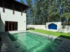 Charis Tanjong Jara, Beach & Pool Villa Sapphire