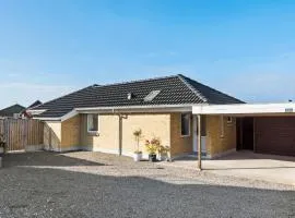 Nice Home In Thisted With Kitchen