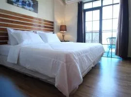 King Bed 2BR European Style City Center in Davao City Philippines