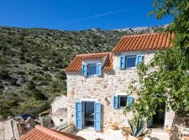 Family friendly house with a swimming pool Cove Zarace - Dubovica, Hvar - 23502