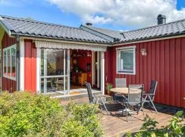 2 Bedroom Lovely Home In Varberg