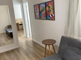 Apartamento Inteiro Novo - 2 Quartos - REGIÃO CENTRAL FOZ