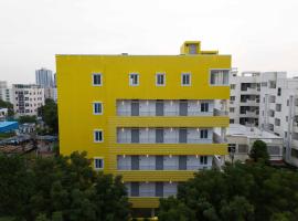 Yellow Bells Studios And Suites, serviced apartment in Gachibowli