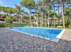 Cozy Apartment In Lignano Sabbiadoro