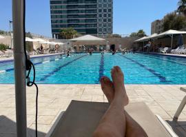 Okeanos tamarins Marina Herzliya 2bedrooms, קוטג' בהרצליה