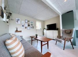 Stunning 3 Bedroom Family Friendly Retreat, hotel in Tvøroyri