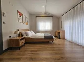 New Flat with Big Living Spaces 2-5 Near By Lara Beach