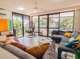 Waterfront Apt Maroochy River