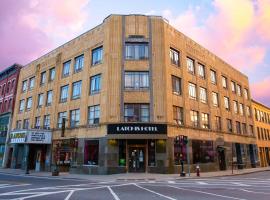 Latchis Hotel: Brattleboro şehrinde bir otel