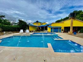 Casa Finca Los Girasoles, Hotel in Montería