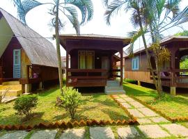 Marang Guest House by RVH, hotel a Marang