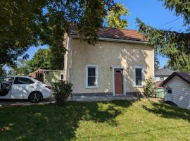 Hespler Cottage!, khách sạn ở Cambridge