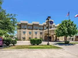 Comfort Suites Near Texas State University