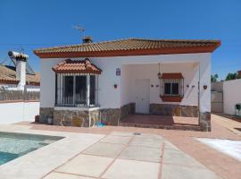 Villa TRANQUILA, ξενοδοχείο σε Chiclana de la Frontera