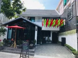 Baan Lung Poshtel