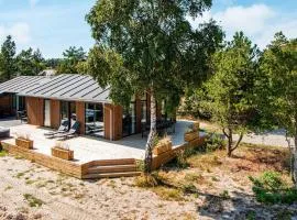 Two-Bedroom Holiday home in Rømø 17