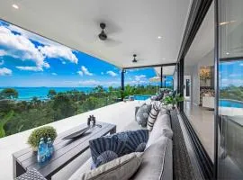 'Nine Islands' Airlie Beach Luxury Holiday Home with ocean views