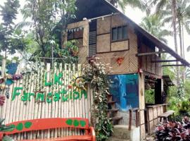 LK Farmcation Cabin Calathea - Lucban Quezon、Lucbanのホテル