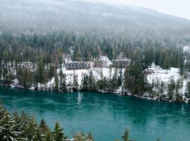 Basecamp Resorts Revelstoke, hotel v mestu Revelstoke